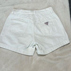 Vintage Guess Jeans White Denim Shorts Women’s Size 28 Triangle Logo